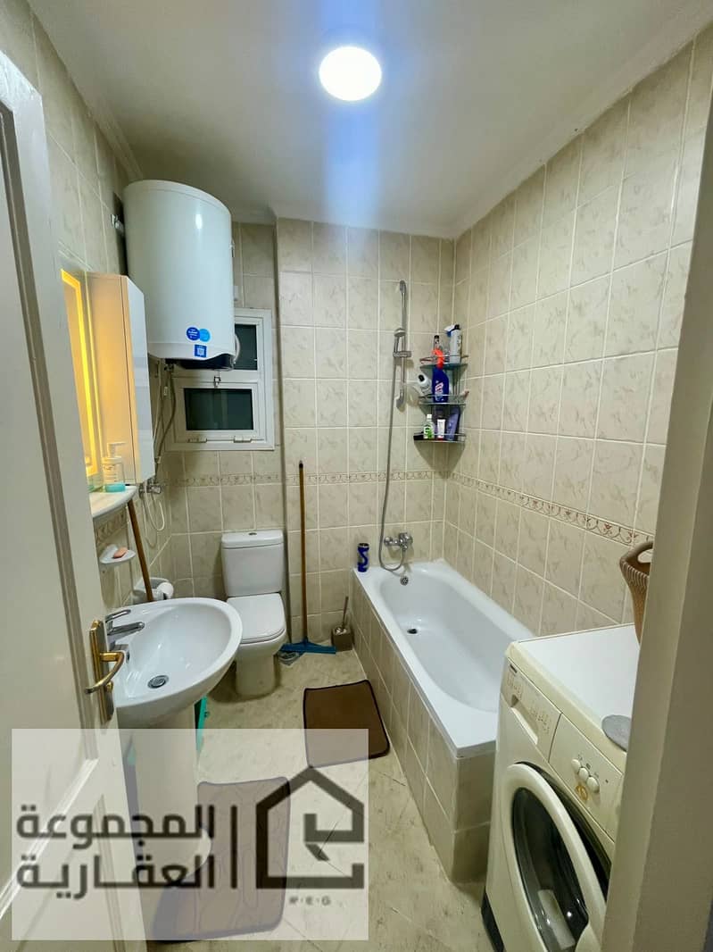 5 7a4f80fc-d5a2-4b0e-bb58-801134686b83. jpg