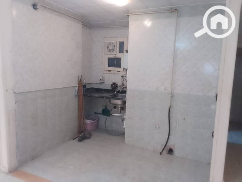 10 ebafe61d-5159-4f12-924a-33065947a577. jpeg