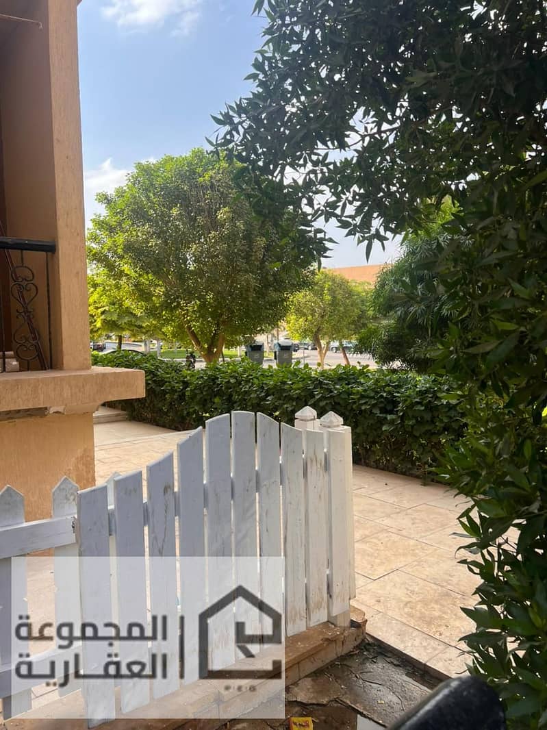 4 024cc242-5e19-44c1-9575-64e4f21e1e3f. jpg