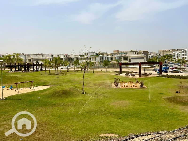 6 WhatsApp Image 2025-11-09 at 04.51. 07_5140c012. jpg