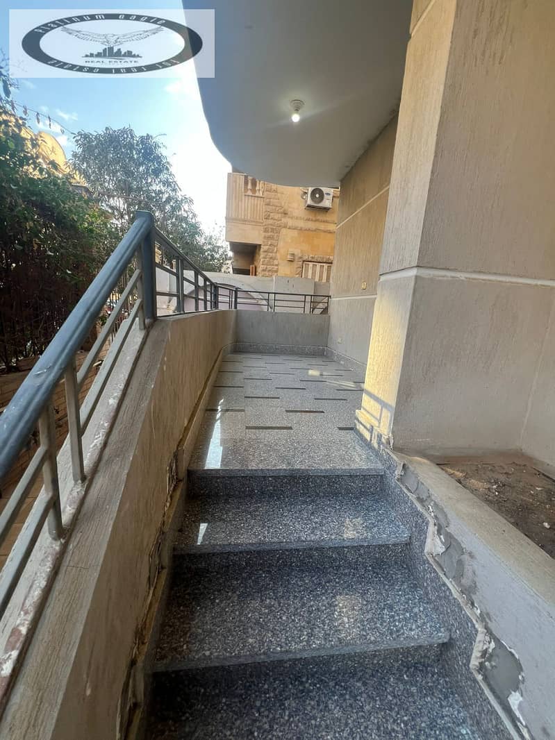 3 e5dc8579-f24c-46fd-93f5-a2f640e2f545. jpg