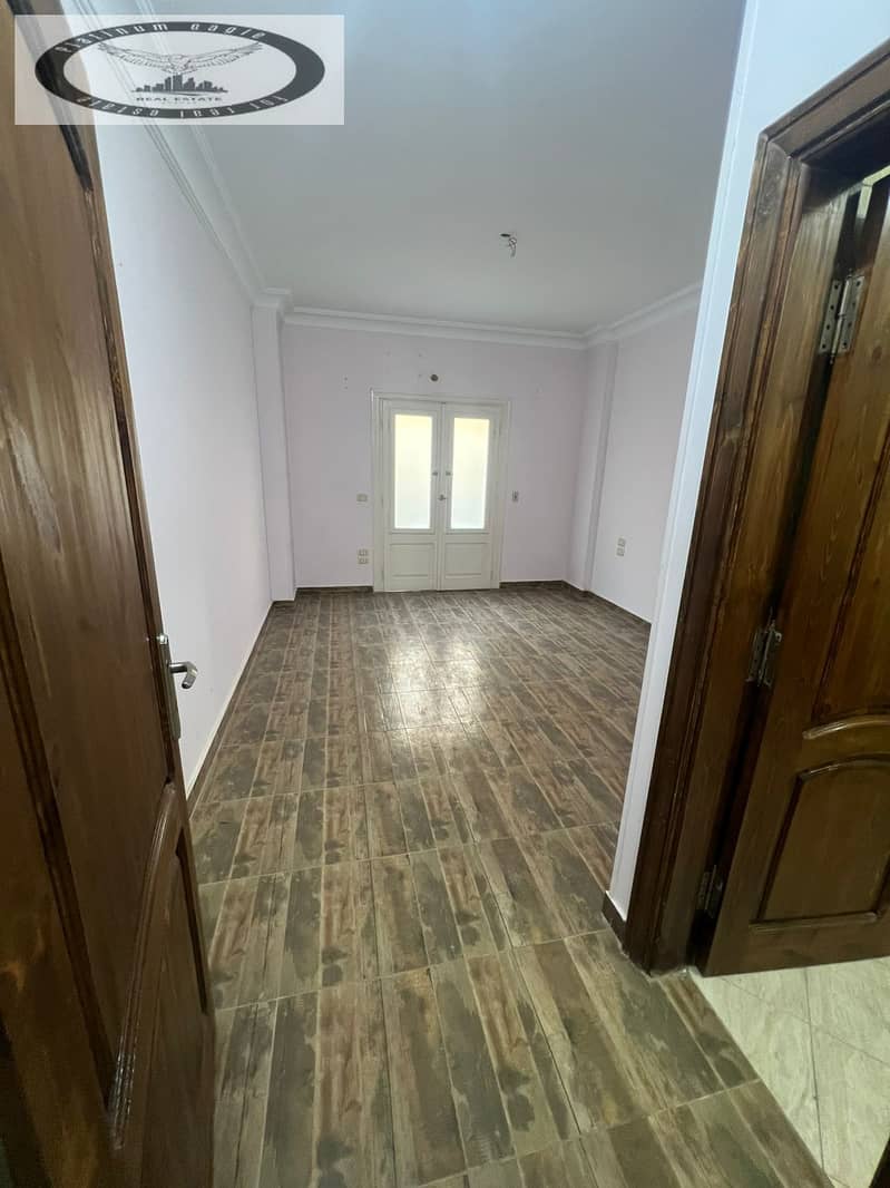 10 7bb82d81-b38c-4bfa-9124-35e569fe0612. jpg