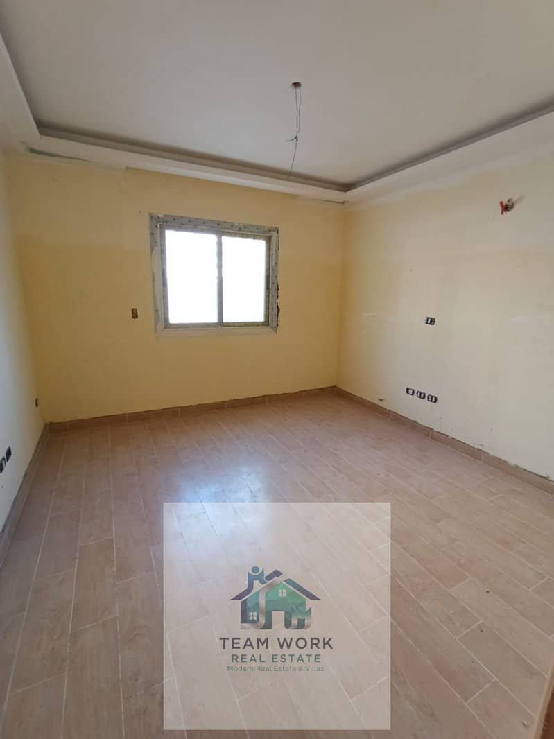 12 WhatsApp Image 2025-10-20 at 3.05. 41 PM. jpeg