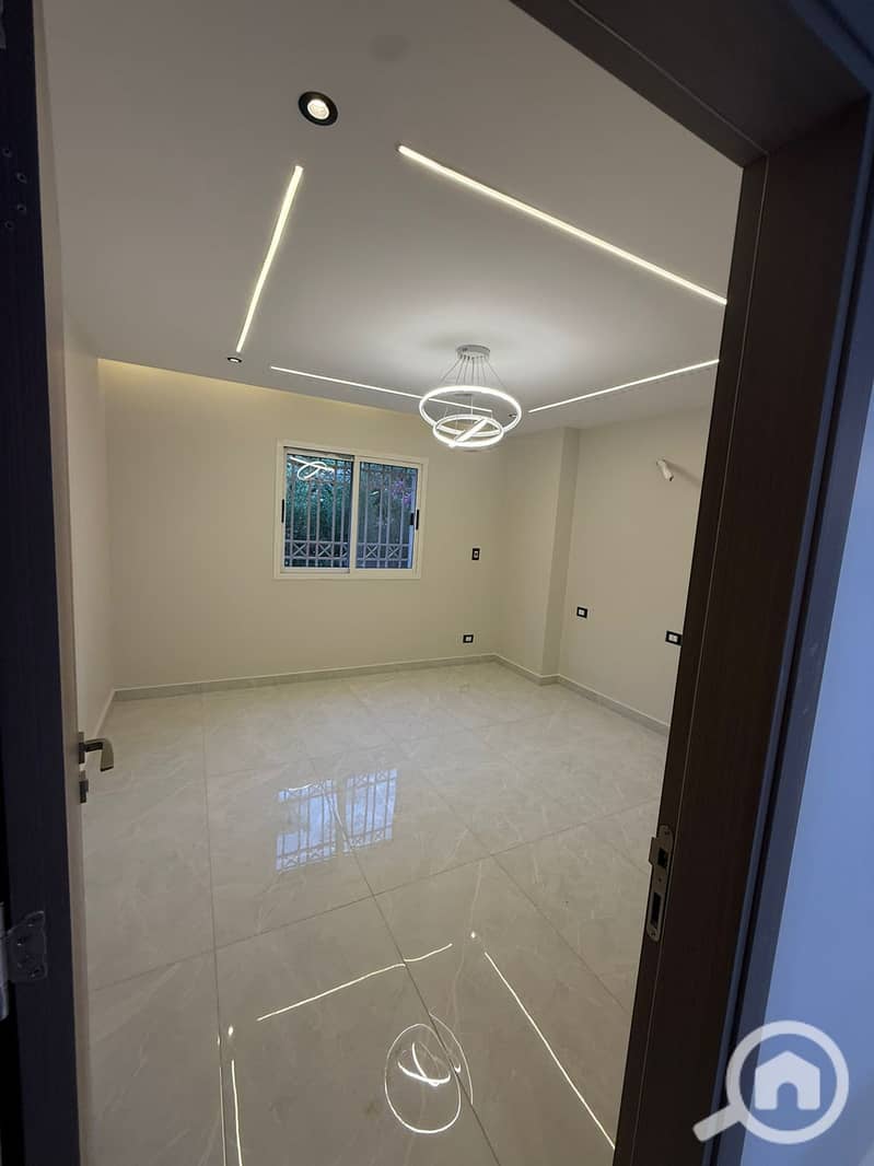 5 WhatsApp Image 2025-11-09 at 16.32. 06 (1). jpeg