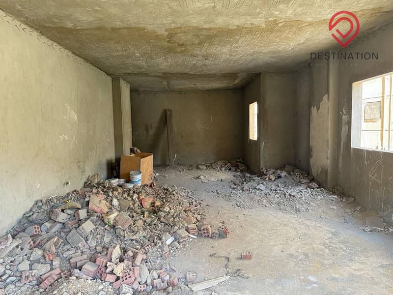 4 21d663bf-57b9-42ea-b16e-c006640282b9. jpg