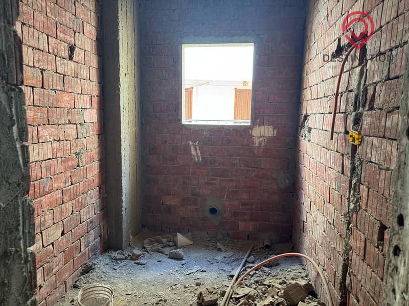 11 bdf5aae6-bcca-4ae7-ac2d-3c4b3df0e1bf. jpg