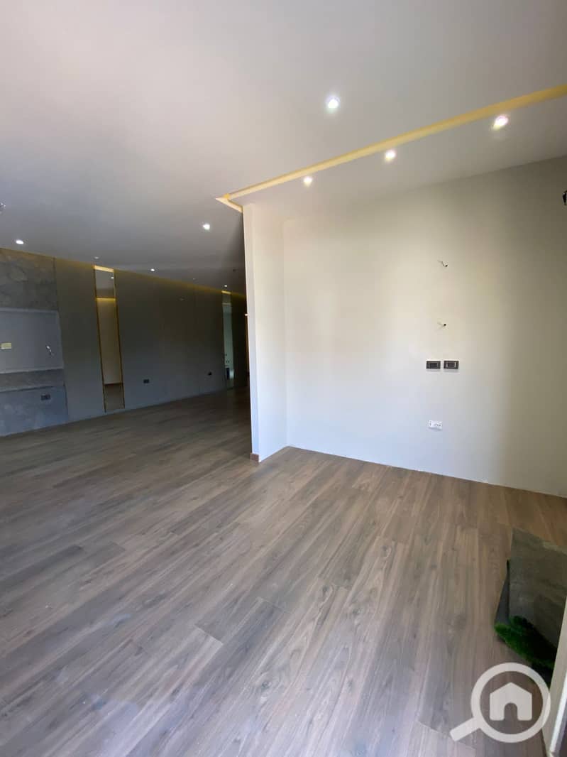 13 WhatsApp Image 2025-11-09 at 5.05. 06 PM (2). jpeg