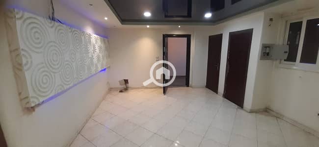 عيادة  للايجار في حدائق الاهرام، الجيزة - WhatsApp Image 2025-11-09 at 4.34. 12 PM. jpeg