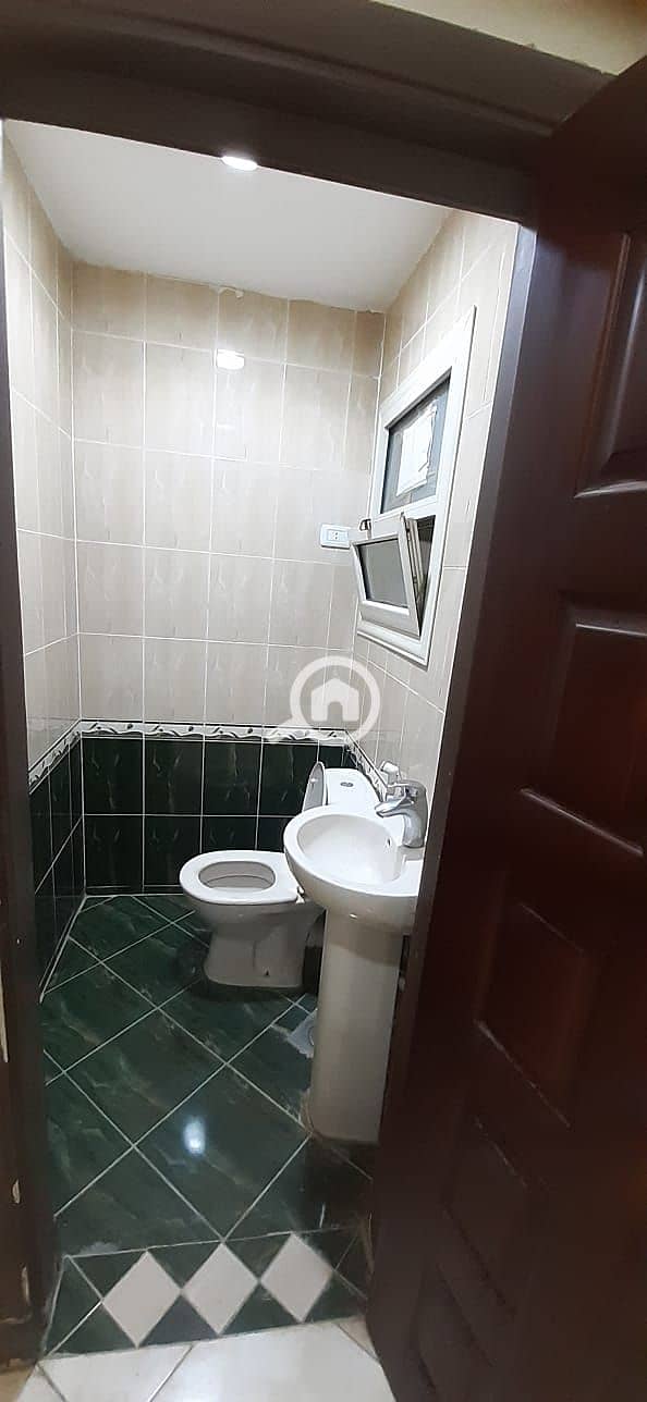 10 WhatsApp Image 2025-11-09 at 4.34. 11 PM. jpeg