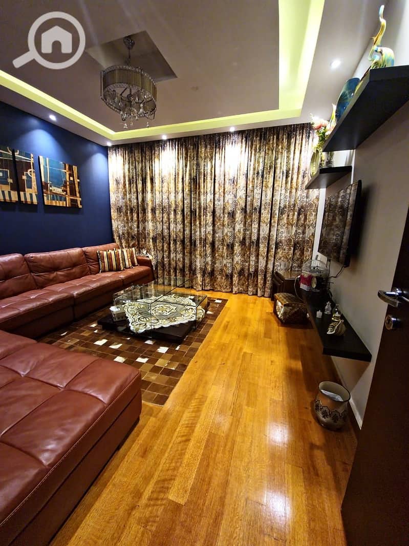 9 933238a8-5878-4c02-a795-7be010bd3d71. jpg