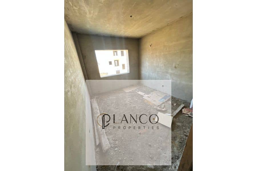 6 76ca6ade-ee95-4666-9238-0a2825432727. jpg