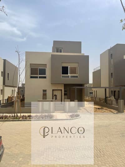 5 Bedroom Villa for Sale in Sheikh Zayed, Giza - IMG-20250624-WA0102. jpg 5 Bedroom Villa for Sale in Sheikh Zayed, Giza - IMG-20250624-WA0102. jpg