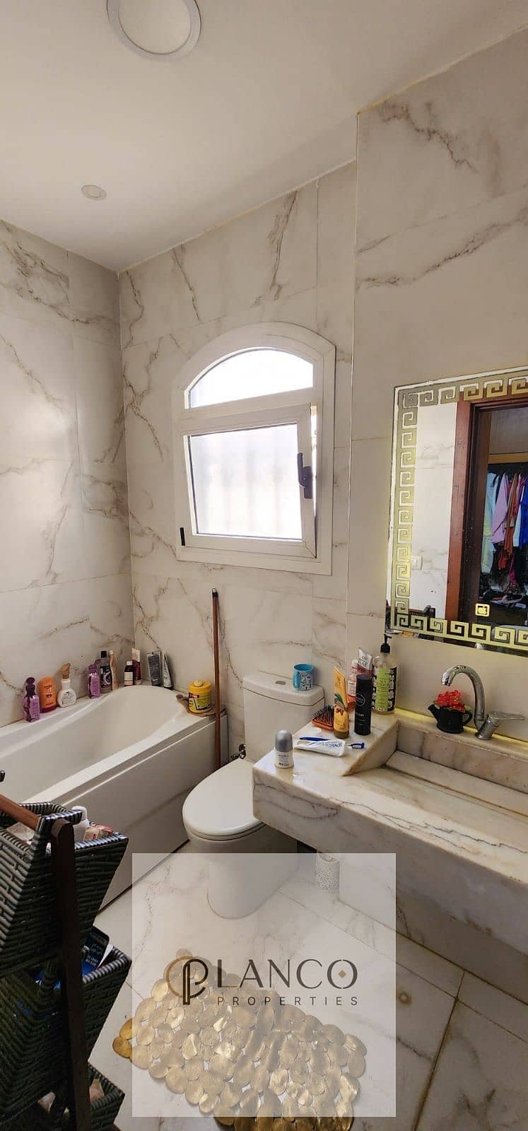 2 4734aa21-1e97-4175-b9af-766915d7852a. jpeg