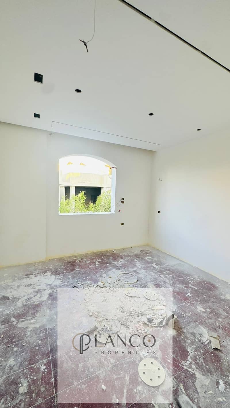 2 00fd4c8f-6c83-45d5-9d97-8d868f5255d8. jpeg