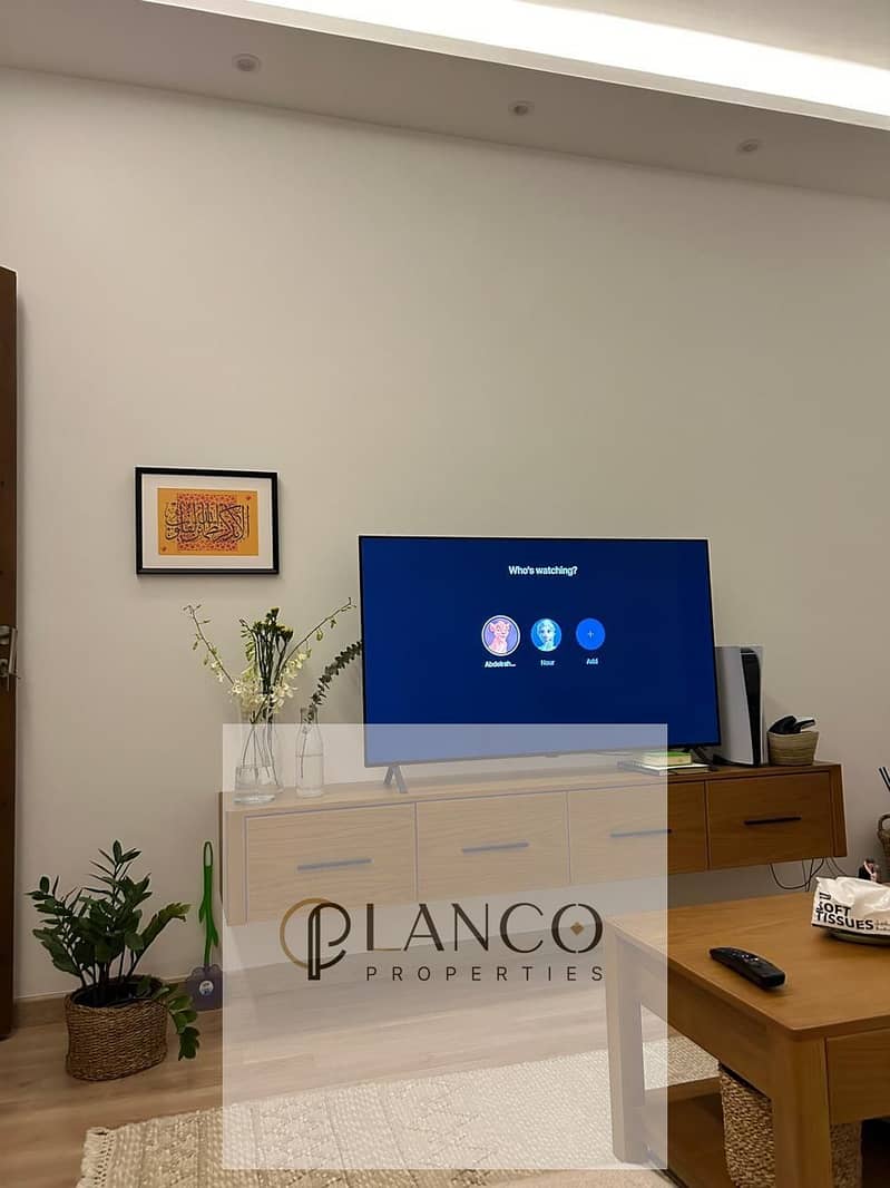 9 e29a3bc4-9418-4d50-b67e-4839f39d69e9. jpeg