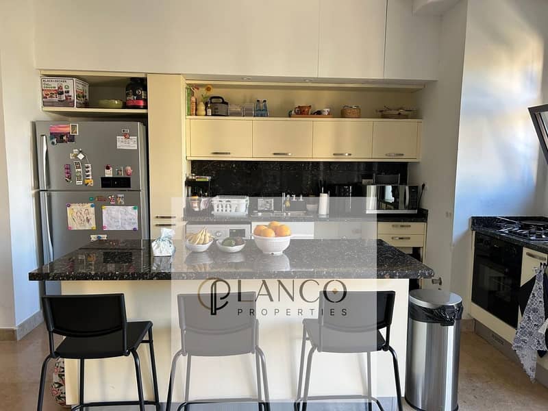 10 1d42ec86-1d47-47aa-b331-d766f3be2cf6. jpeg