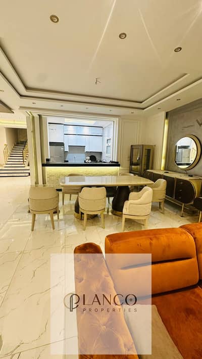 5 Bedroom Duplex for Sale in Sheikh Zayed, Giza - IMG-20251027-WA0064. jpg 5 Bedroom Duplex for Sale in Sheikh Zayed, Giza - IMG-20251027-WA0064. jpg