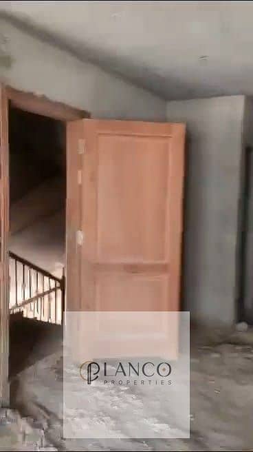 8 f70146ba-4abe-45ba-a109-aa0f13ecbd6a. jpeg