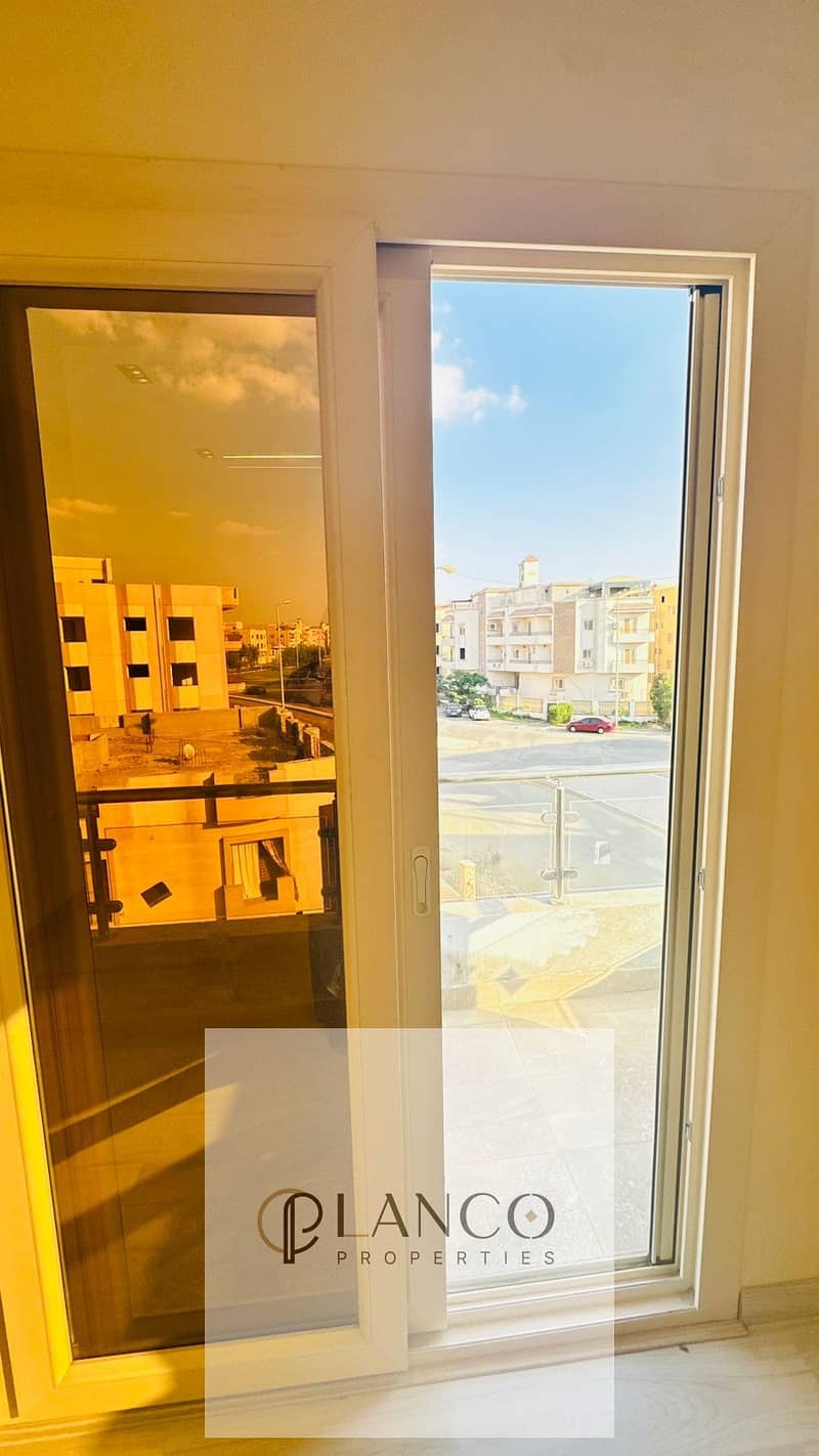 3 WhatsApp Image 2025-10-21 at 19.36. 41_ba28c150. jpg