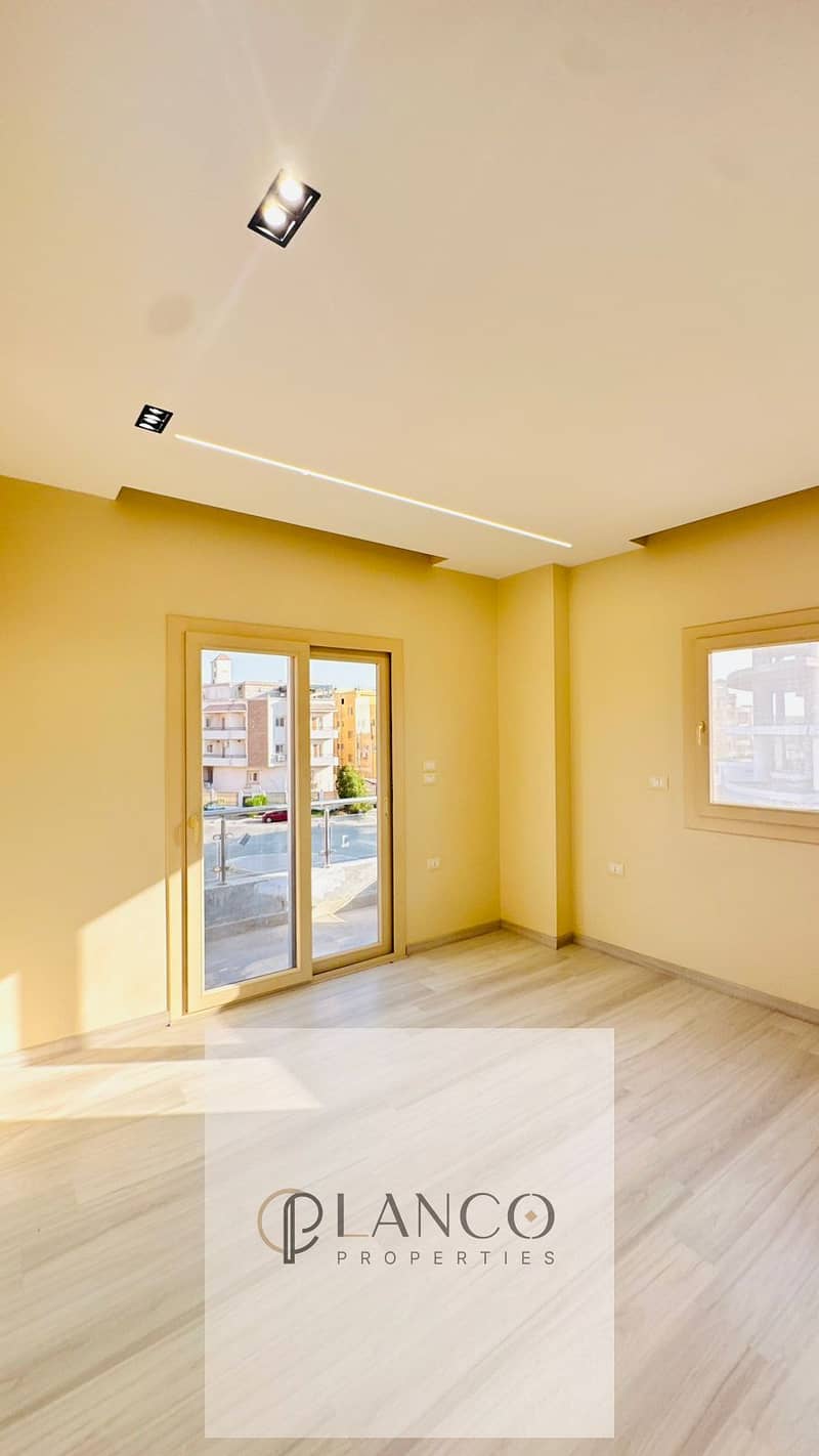 4 WhatsApp Image 2025-10-21 at 19.36. 41_77594377. jpg