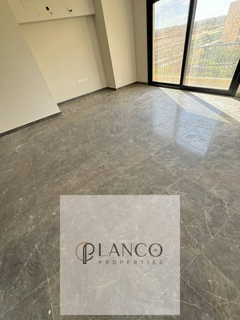 2 b569bbb1-6c47-459e-98ca-ee130a1704fa. jpg