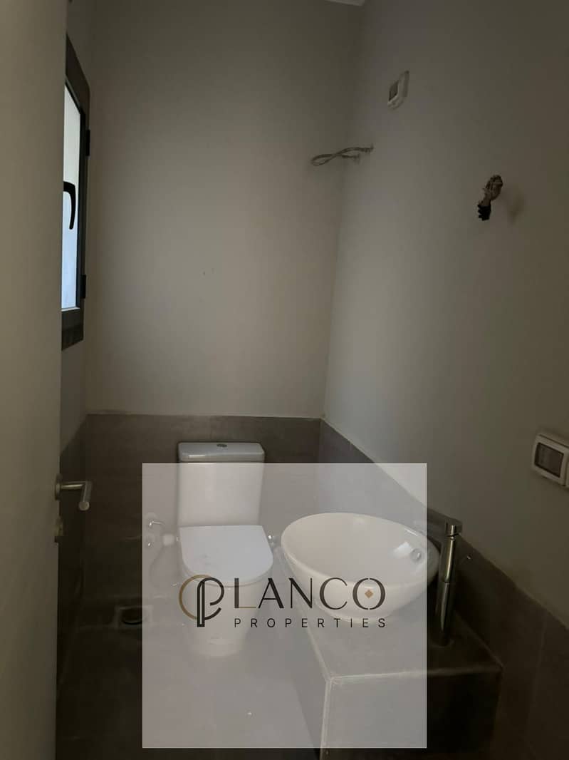 9 6f9a427c-a6af-4f60-8644-8e39baa86b42. jpg