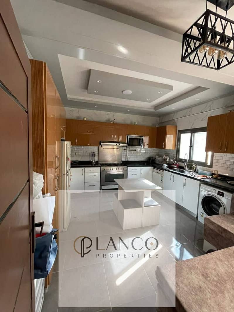 9 38c5f90e-d8a2-422f-acb9-3550997c572c. jpg