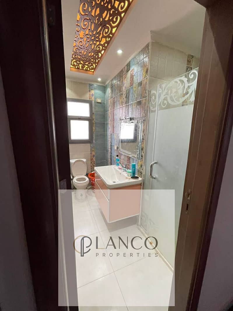 19 63f5f729-c1ff-4b82-bbe2-f550015d780f. jpg