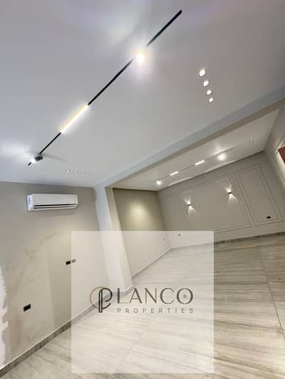 3 Bedroom Flat for Sale in Sheikh Zayed, Giza - IMG-20251101-WA0001. jpg