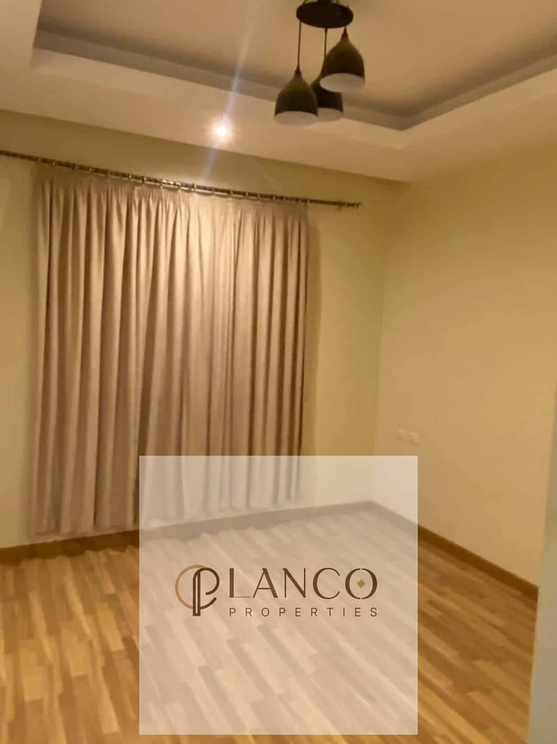 16 cacc58c7-31b3-4e0b-a5f6-86ce68097cb2. jpg