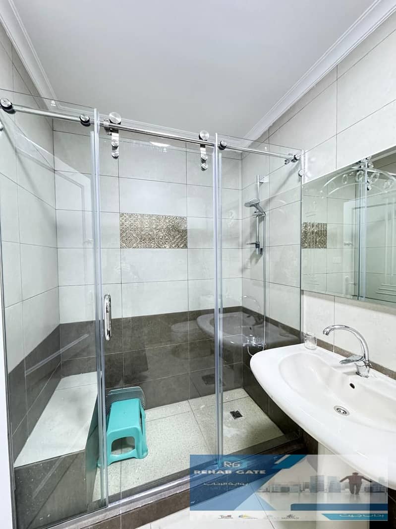 15 WhatsApp Image 2025-11-10 at 01.28. 55_fe67fd57. jpg