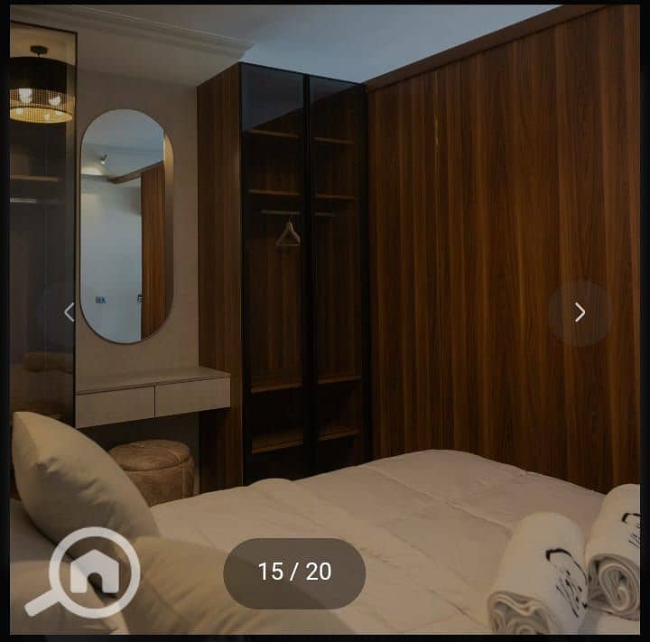 9 1984e4a4-9775-450c-810e-78530956587a. jpeg