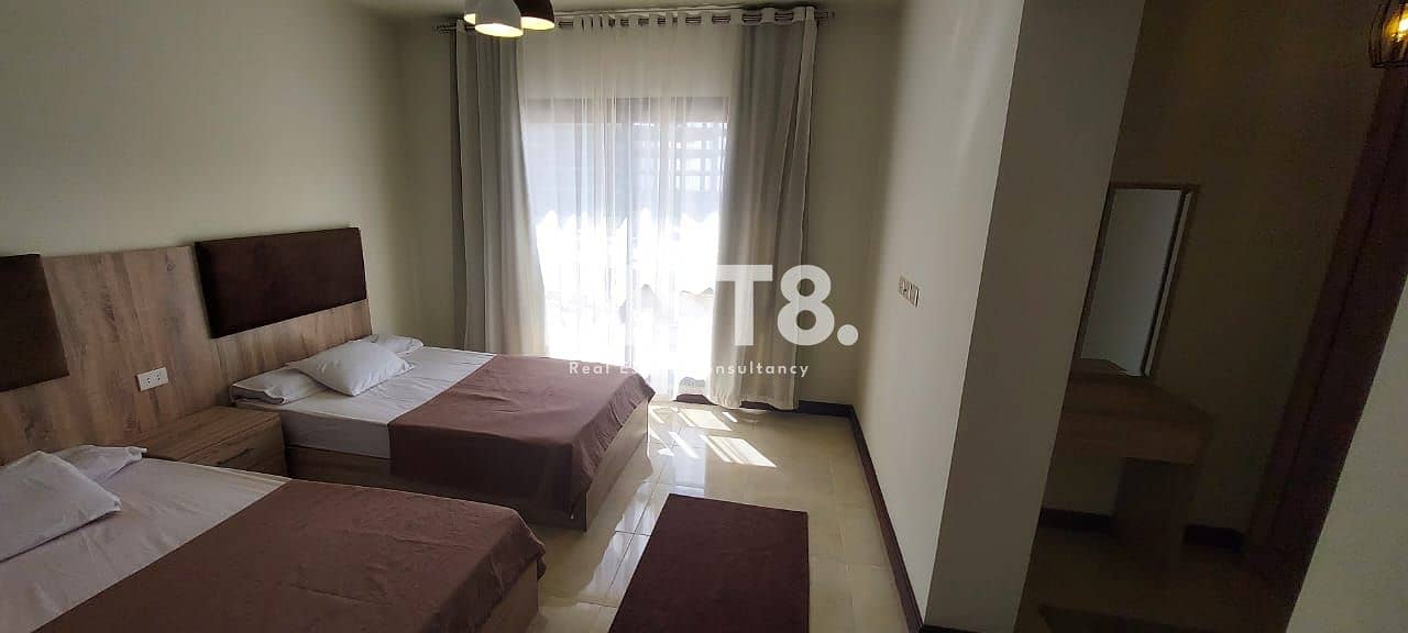 2 d80db16e-7698-4735-a74d-d6218ab8bca4. jpeg