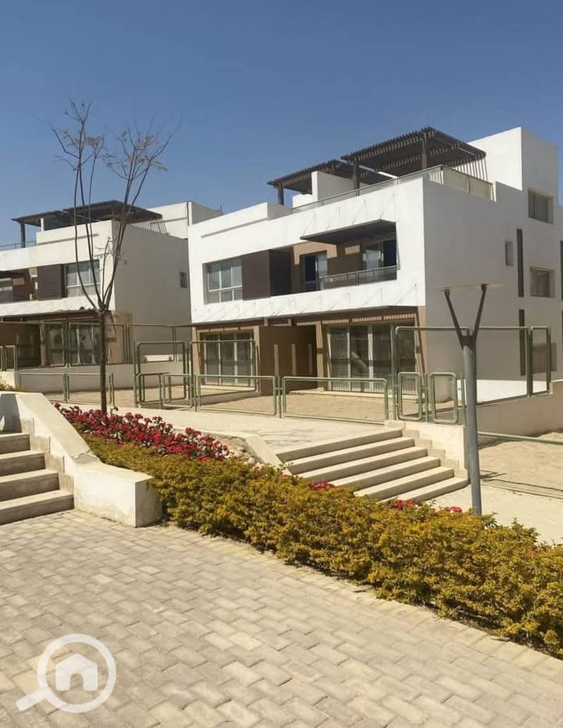 4 491120474_2899600300247024_1715149569834658014_n. jpg