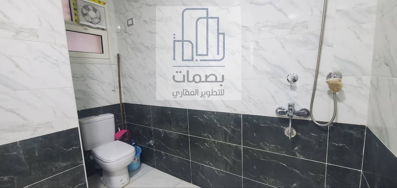 18 photo_5861969295309917502_y. jpg