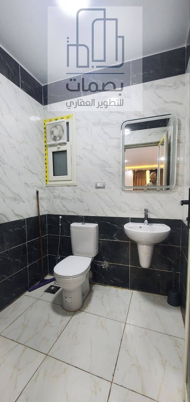 30 photo_5861969295309917517_y. jpg