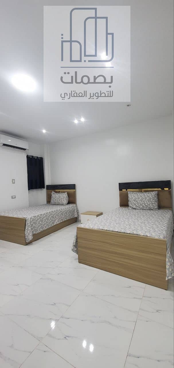 38 photo_5861969295309917525_y. jpg