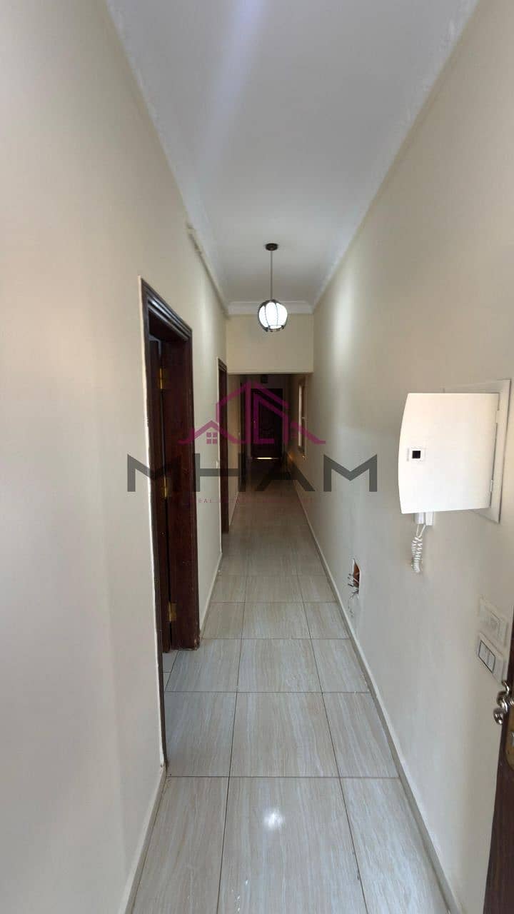 8 photo_5801067621129063479_y. jpg