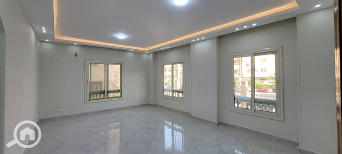 3 Bedroom Flat for Rent in Sheikh Zayed, Giza - IMG-20251109-WA0060. jpg