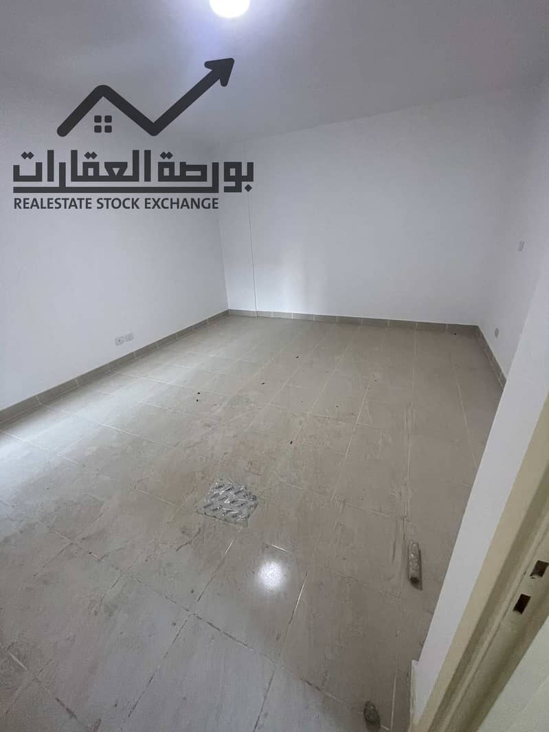 4 4d0c807e-223d-42c2-8f44-7c203be16497. jpg