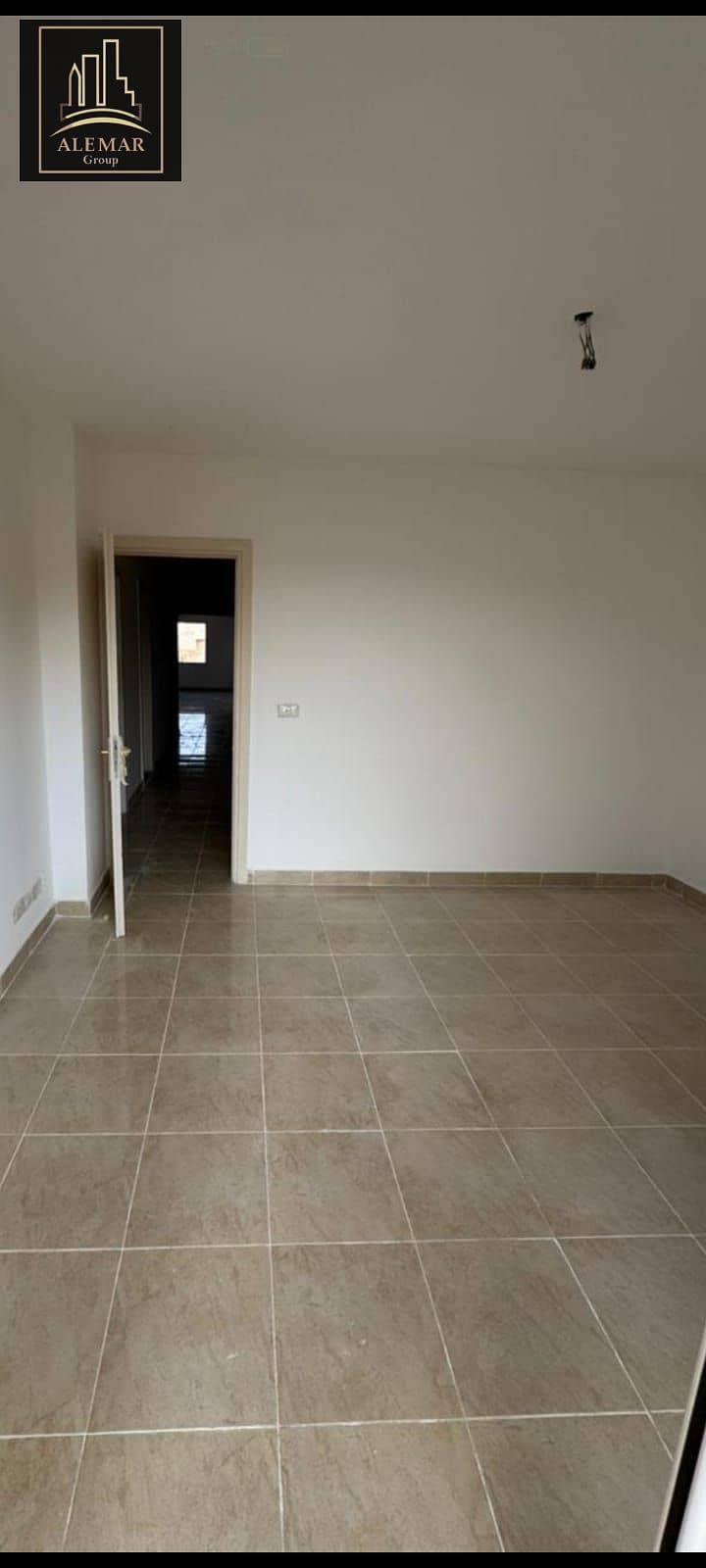 13 e493ba28-c222-4460-8106-502302447a4e. jpg