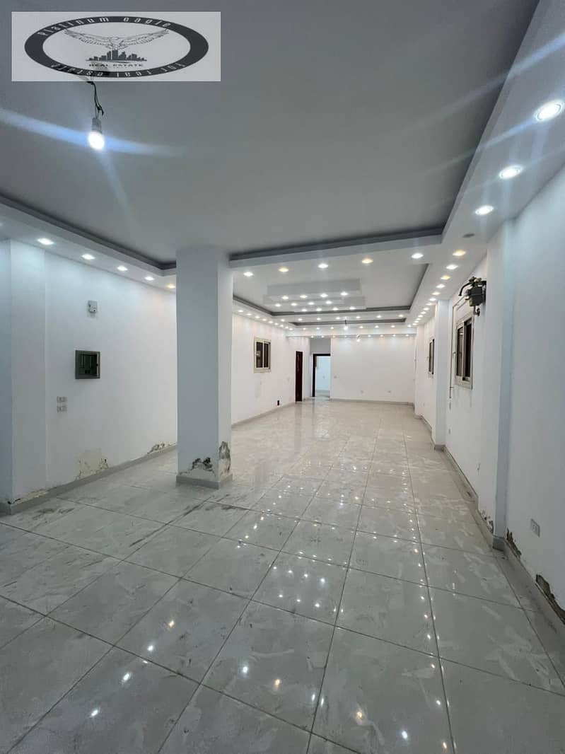 5 3a64a1b0-4e5a-4e2c-8c03-f81a27d2d8b9. jpg