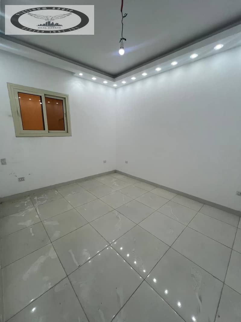 8 81903c18-864a-4a61-a3ad-002f84f81d3e. jpg