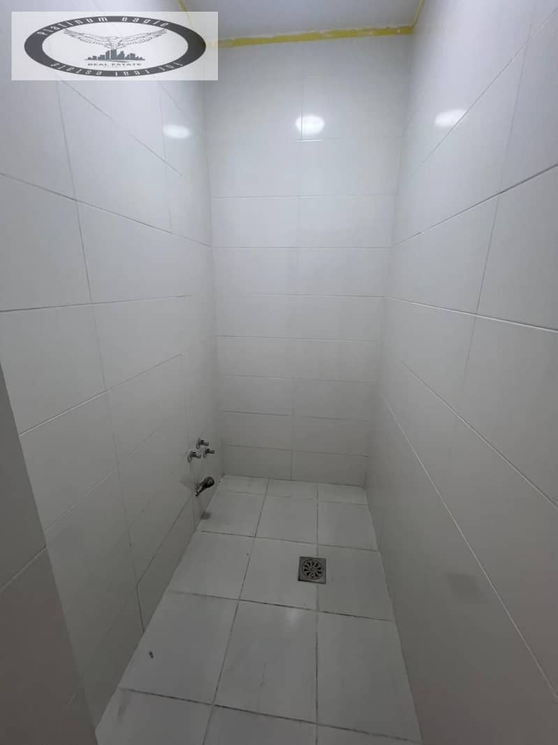 10 97d55596-7795-4f71-adff-68c94b8d1fac. jpg