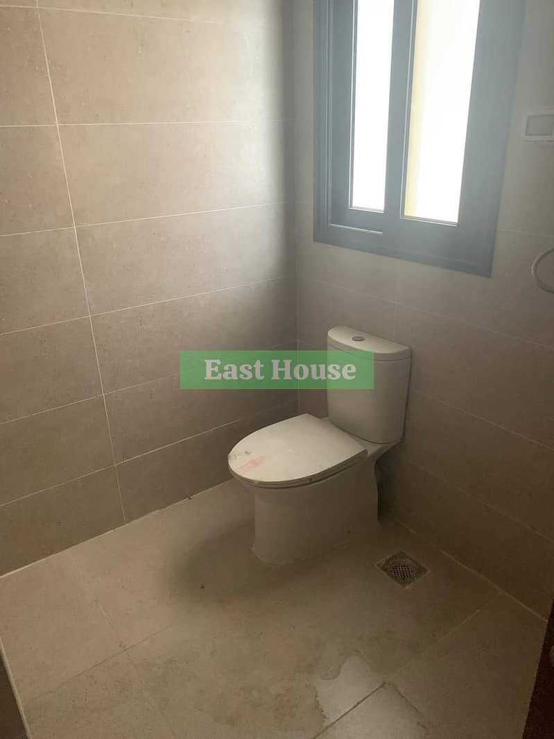 10 b1d55838-0022-45d8-9196-151783fcd74c. jpeg