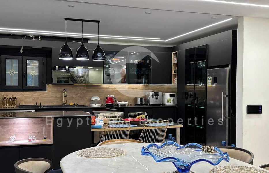 17 3ce29f75-5f29-4af4-a56d-37efd2d6f8b2. jpeg