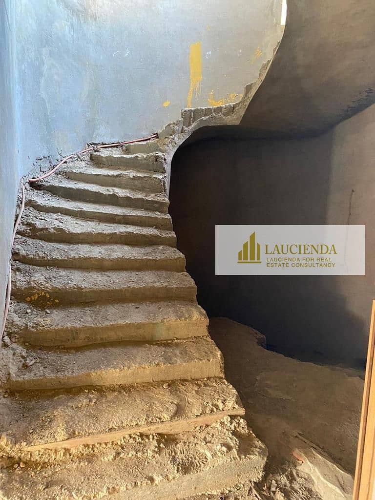 10 WhatsApp Image 2025-11-02 at 12.20. 08 PM. jpeg