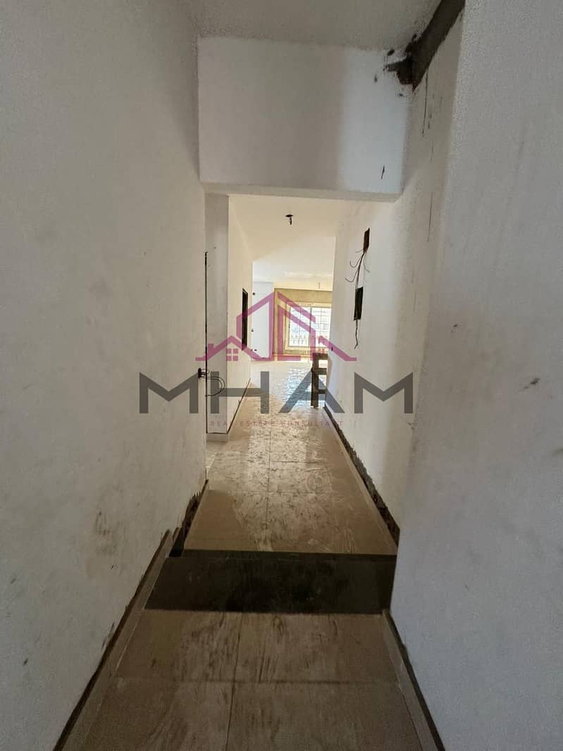 3 photo_5796455693836553177_y. jpg