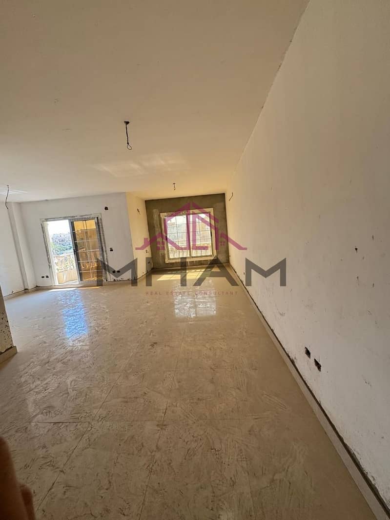 6 photo_5796455693836553180_y. jpg