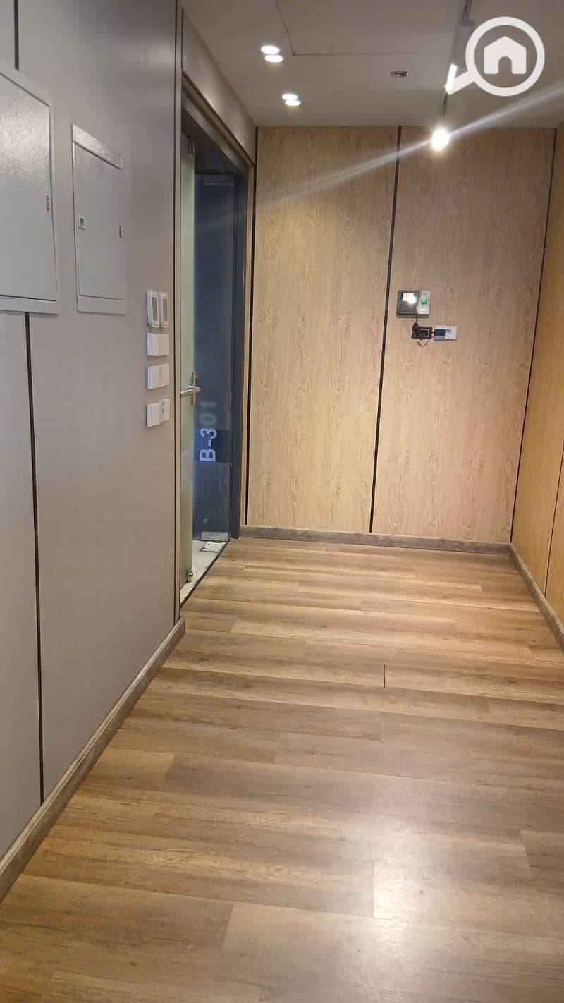 6 b9e3afae-9a37-4c0a-8d8c-c925a85e8dcb. jpg